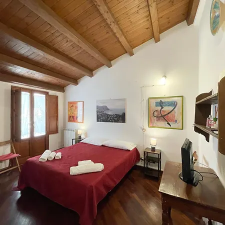 House Quattro Canti-3